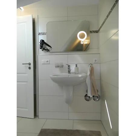 Hafenstrasse 15 Wolke 7 In *